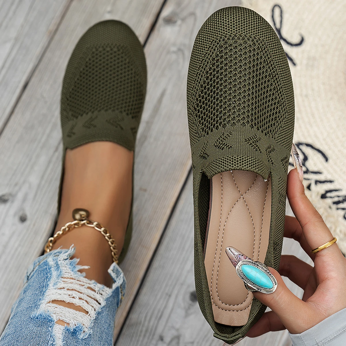 

New Women's Shoes Mesh Light Breathable Slip on Casual Shoes Solid Color Versatile Low Help Flat Shoes Zapatos De Mujer Sneakers