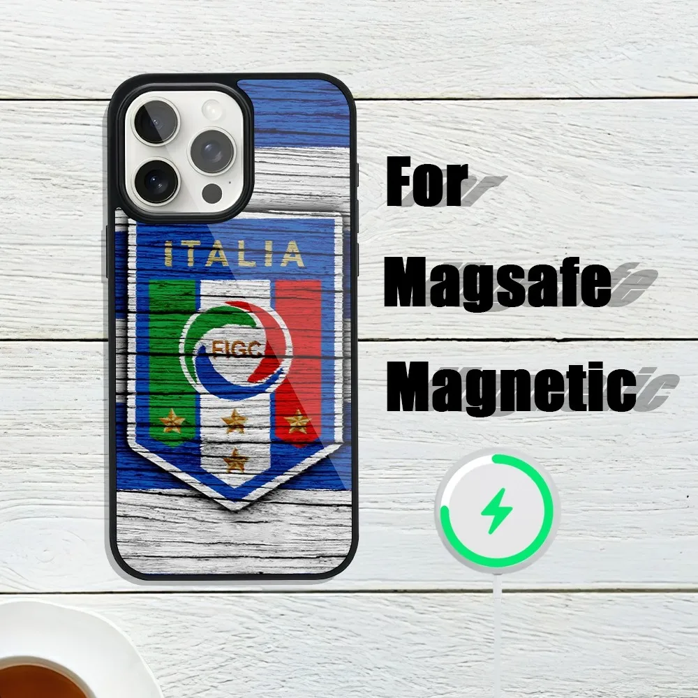 Italy Soccer Football Team Flag Phone Case For iphone 13 Plus 12 14 Mini 11 Max 15 Pro Magsafe Magnetic Wireless Charging Shell