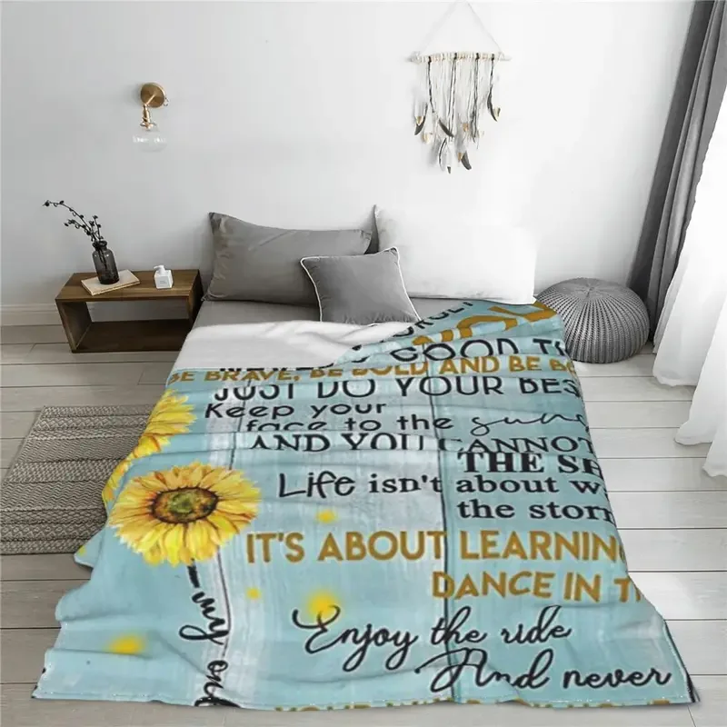 Sunflower To My Daughter From Mom Velvet Throw Blanket Love gift Blankets for Home Office Lightweight Thin Quilt