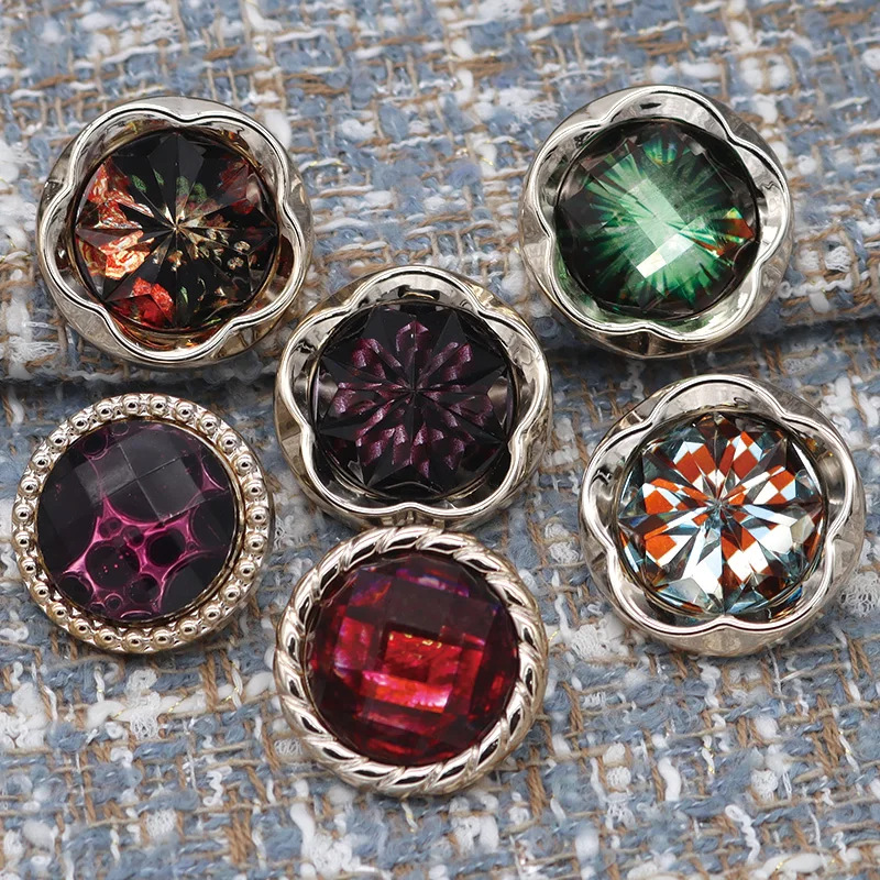 

High Heel Plastic Button for Coat High End Fur Jaet Button Accory Children Sweater Nightgown Button Cotton Jaet Button