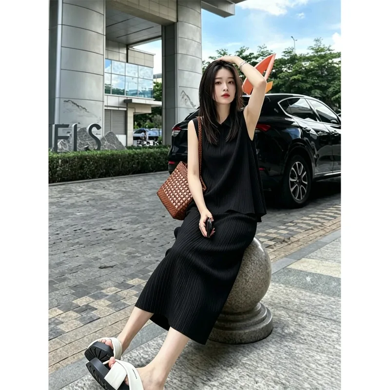 

Miyake Pleated Skirt Set Simple Solid 2026 New Fold Sleeveless Vest Long Skirt Set Women Summer Waist Slim Elegant High-end Feel