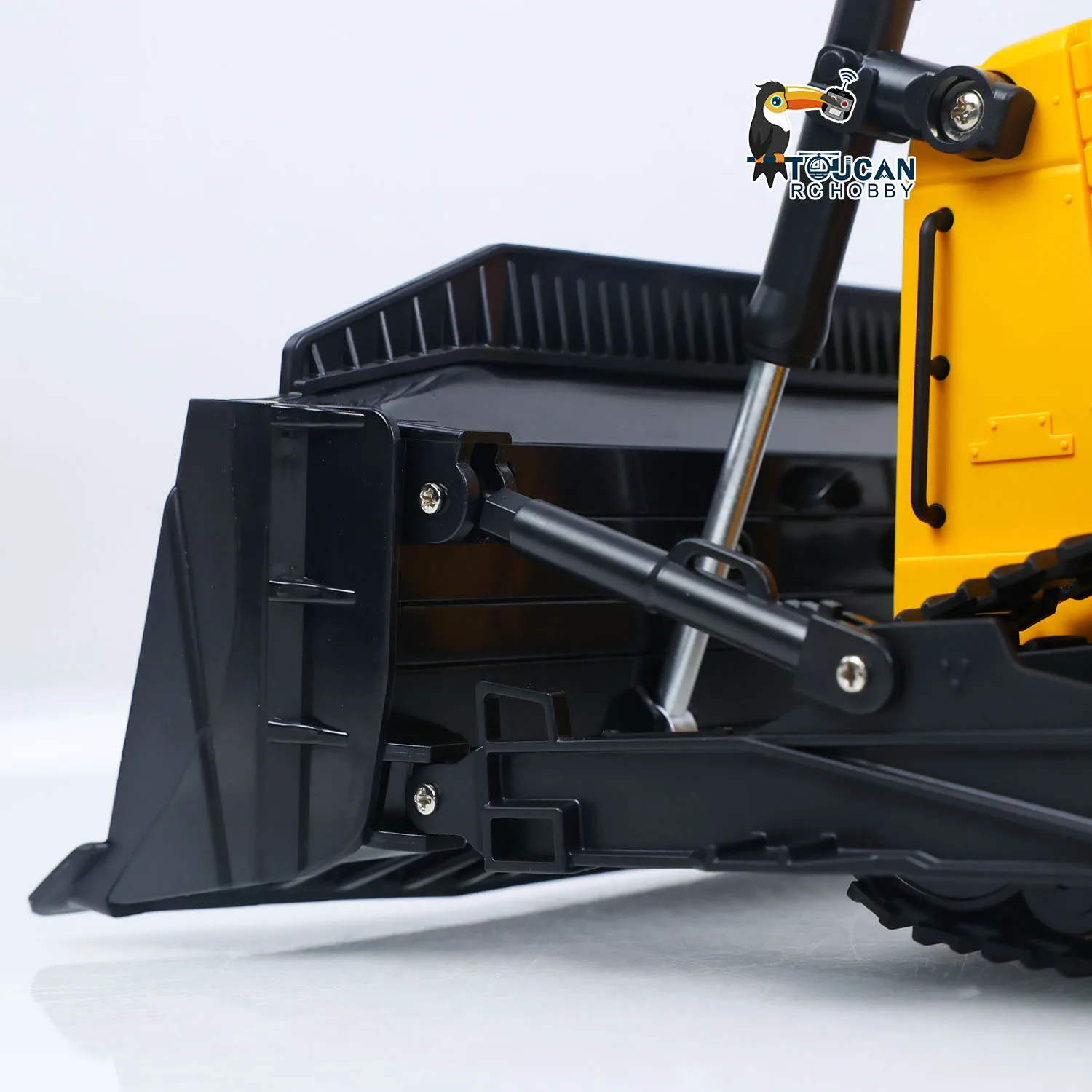 RC Bulldozer HUINA 1554 1/16 Elektrischer Ferngesteuerter Bulldozer RTR Metall-Ripper Lichteffekt Batteriebetriebenes Fertigmodell Geschenke – Detail 19