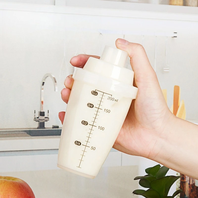 زجاجة قياس مستوردة 200 مللي شاكر كوكتيل مانعة للتسرب مع مقياس أداة مطبخ محمولة لخلط الصلصة