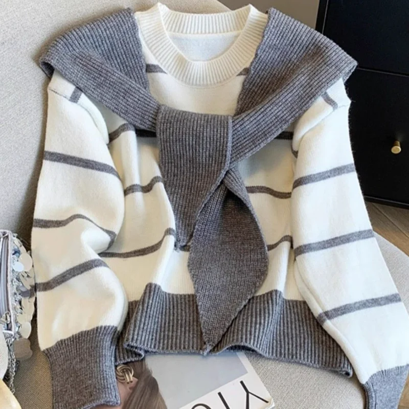 

Fake Two-piece Striped Autumn New Knitted Sweater Design Age-reducing College Style Fashion Shawl