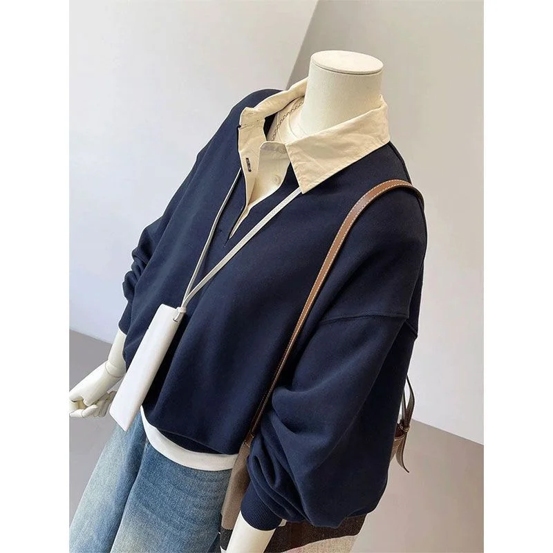 Design Marineblaues gefälschtes zweiteiliges Sweatshirt, dünn, neuer High-End- und modischer Stil im Frühling und Herbst, modisch und stilvoll