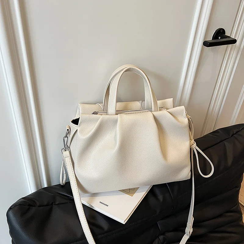 

Korean Gentle Wind Pleated Handbag Women's Summer New Large-capacity Simple Commuter Versatile Messenger Tote Bag