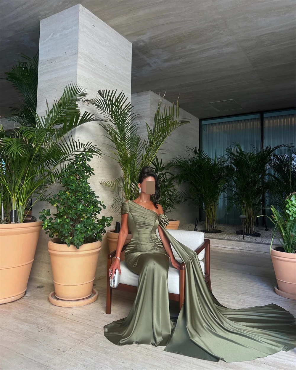 Customized Exquisite Soft Satin One Shoulder Sleeveless Evening Dress Exquisite Mermaid Watteau Train Flowers Celebrity Gowns