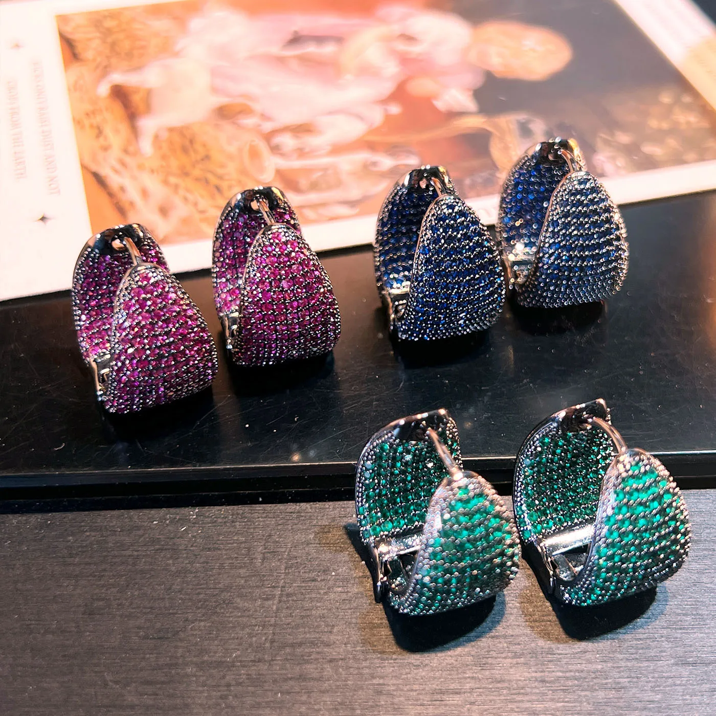 

Женские модные серьги цвета фуксии, полностью покрытые кубическим цирконием для женщин и девочек, женские вечерние, свадебные, помолвочные украшения