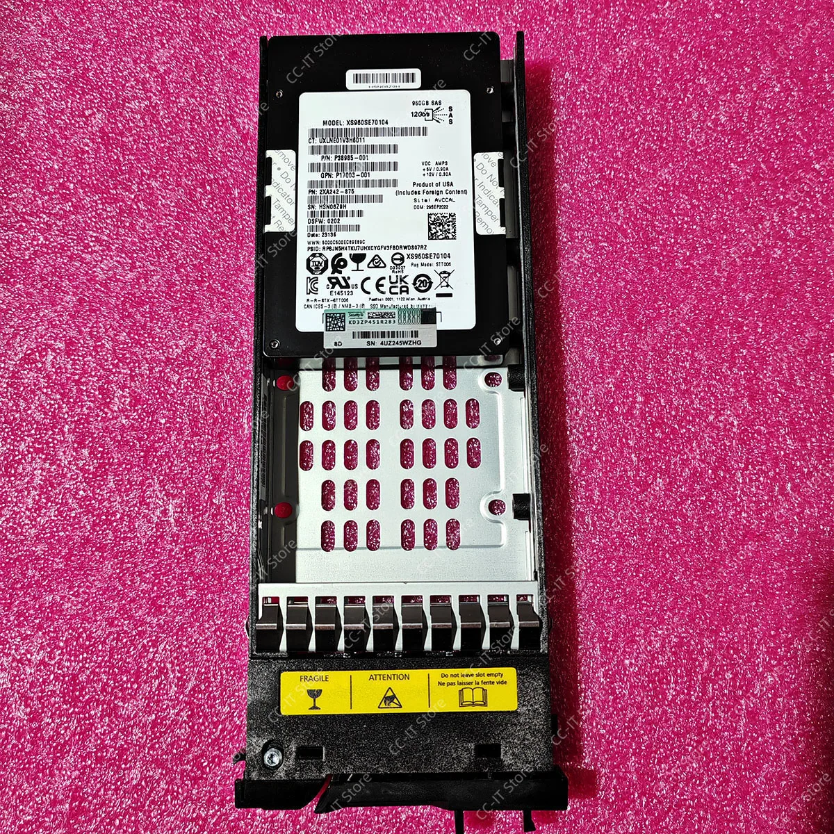 P19106-001 P38985-001 P17003-001 2XA242-875 XS960SE70104 960GB SAS 12Gbps 2.5 Inch Enterprise Solid State Drive SSD