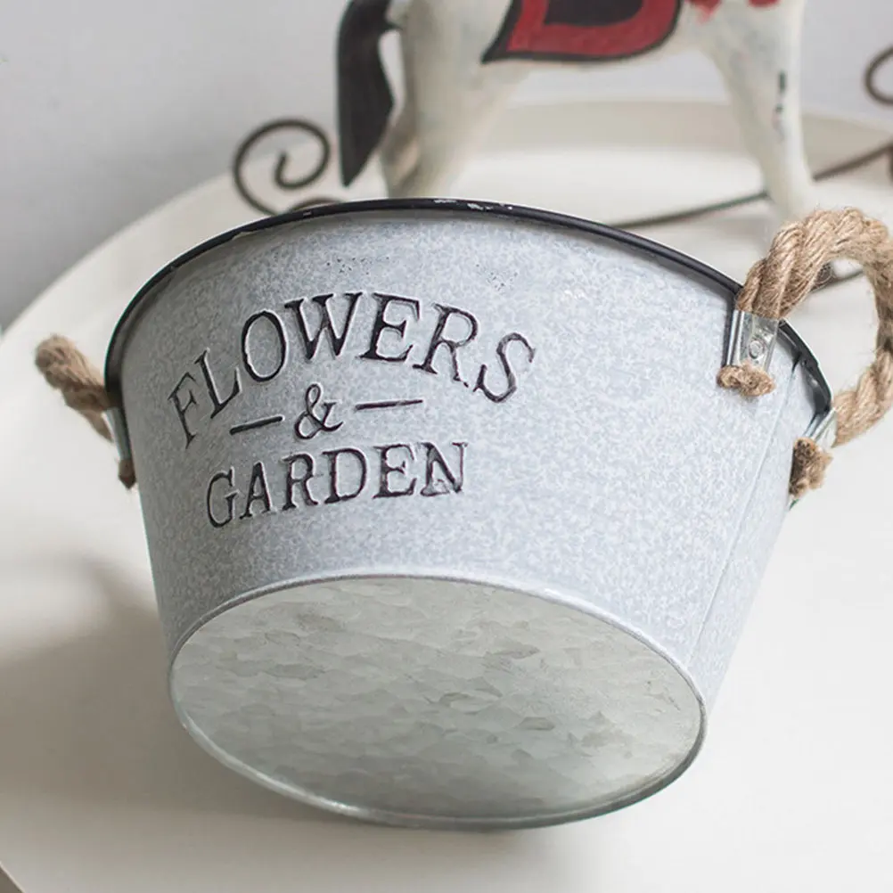 

2Pcs Iron Tin Succulent Planter Bucket Vintage Shabby Flower Pot for Desktop Table Balcony Home Decor Garden Ornament