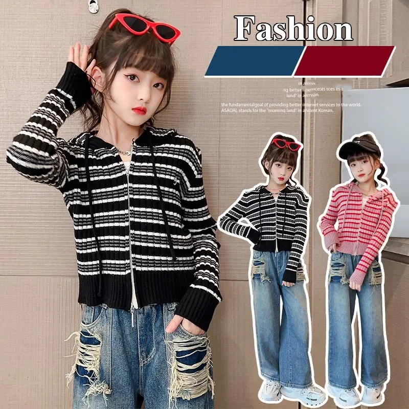 

2024 Korean Spring Autumn School Girl Knitted Cardigan Teenager Girl Hooded Striped Sweater Tops Junior Girl Zipper Knitwears
