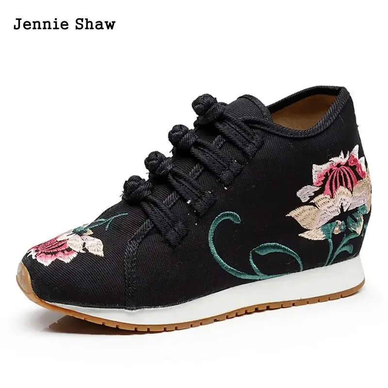 Chinese Old Beijing Cloth Shoes Ethnic Hanfu Shoes Increased Embroidered Women Canvas Lace Up Denim Women Shoes