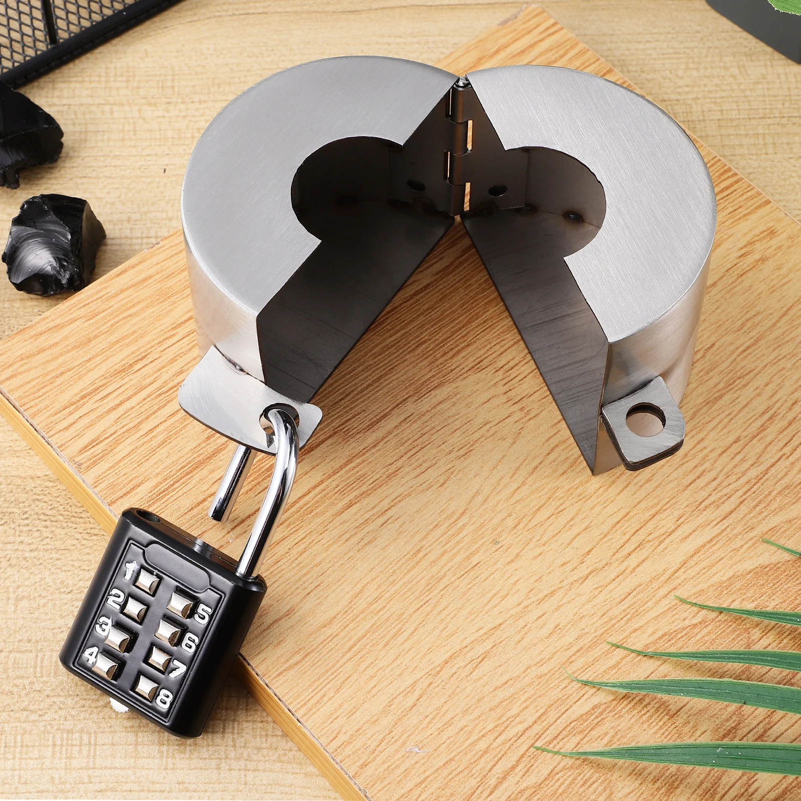 

1 set 1 Set Outdoor Faucet Cover Stainless Steel Hose Bib Lock For Garden Spigot Protection Anti-Theft Coded Padlock