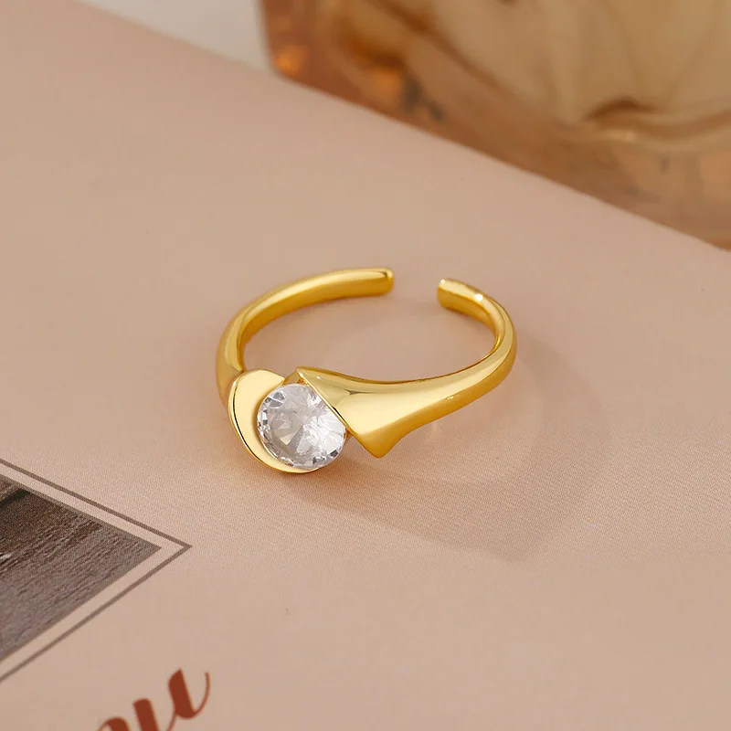 New Elegant Couple Rings Unisex Minimalist Calla Lily Design Simple Band Ring for Women Jewelry Gift