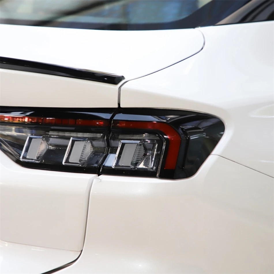 For Ford Mondeo 2022 2023 Car Internal Spare Parts Replacement Car Lights Shell Turn Signal Light Cover Tailight Glass