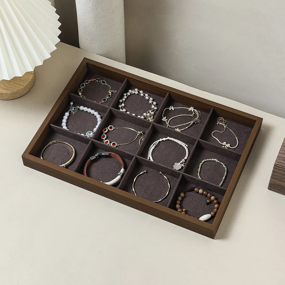 black walnut 12-compartment jewelry tray, bracelet/bracelet display rack, jewelry tower, suitable for jewelry storage