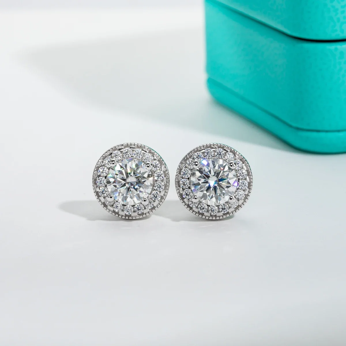 QIBAOKU 2.4cttw D Color Moissanite Diamond Vintage Stud Earrings For Women 18K Gold Plated S925 Sterling Silver Earrings 2026 2