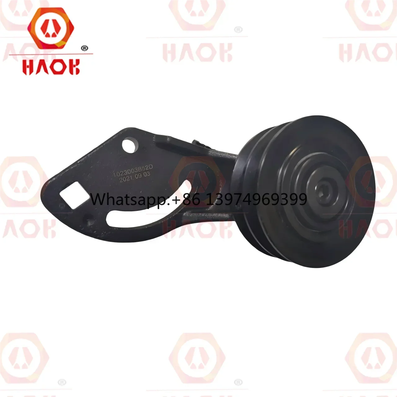 High Performance Double Slots Belt Tensioning Wheel for Deutz 1013 Engine Spare Parts 04205951 Durable Replacement