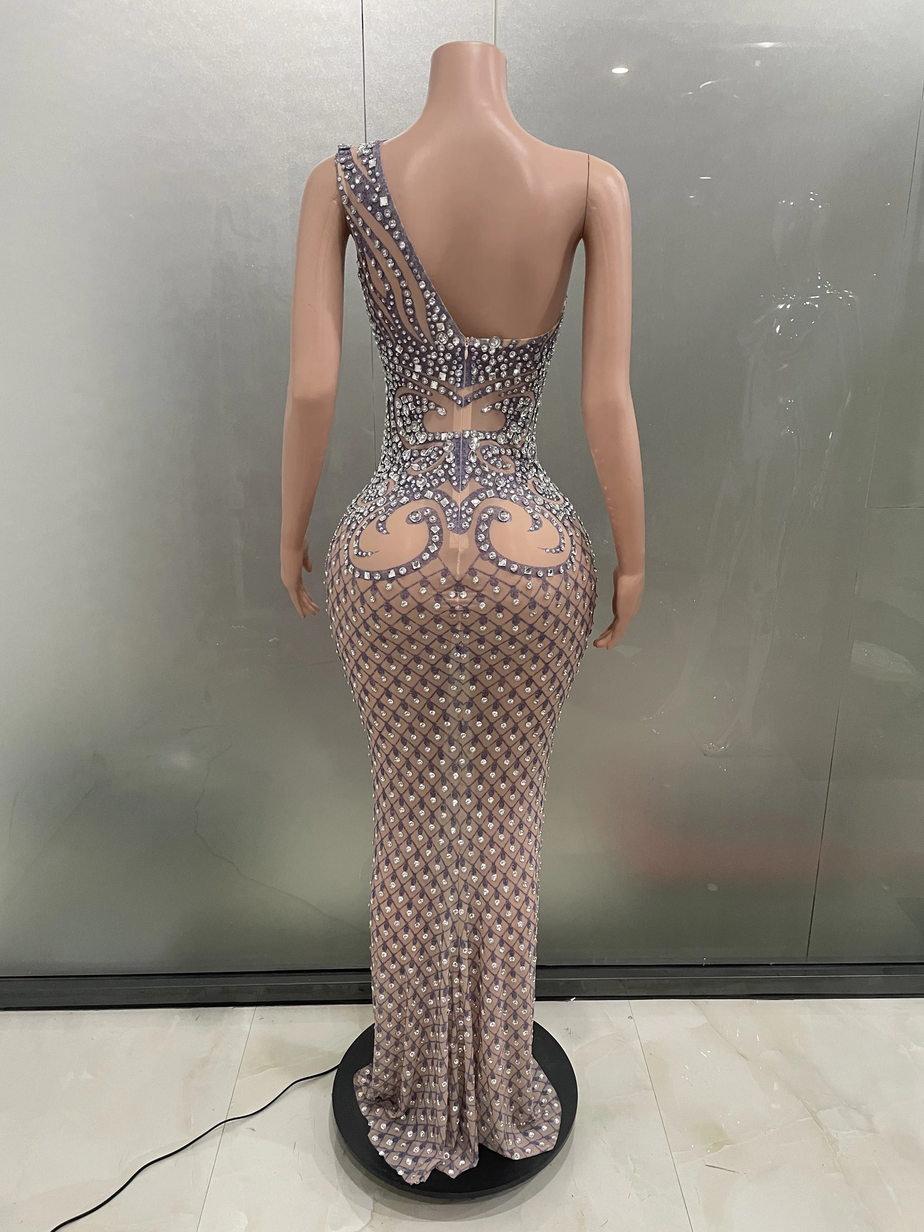 Women Sexy Luxury Diamond One Shoulder See Through Sheath Long Dress Evening Party Performance Costume Nightclub Stage Wear