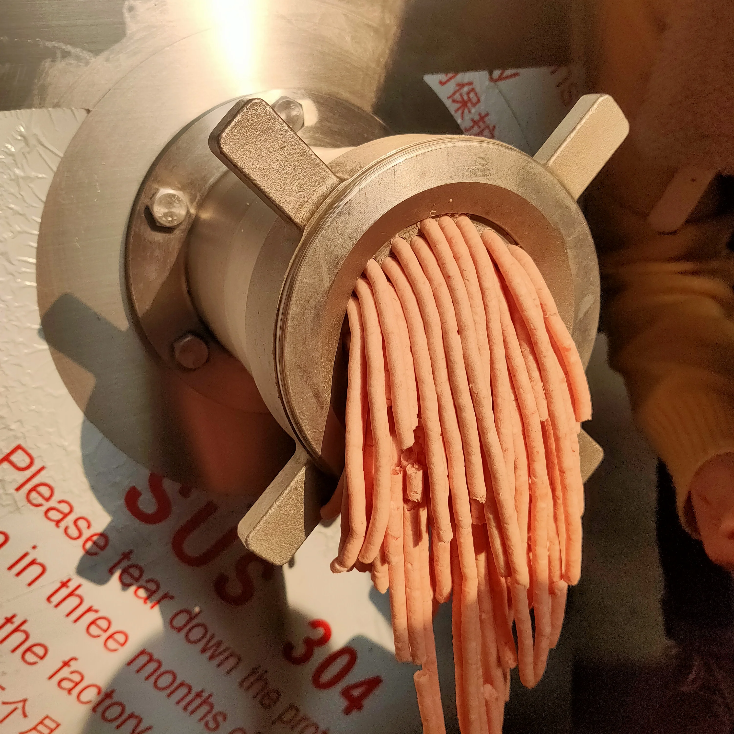 Industrial Frozen Meat Grinder Electric Meat and Vegetable Chopper Mixer Meat Machine with Climbing Frame