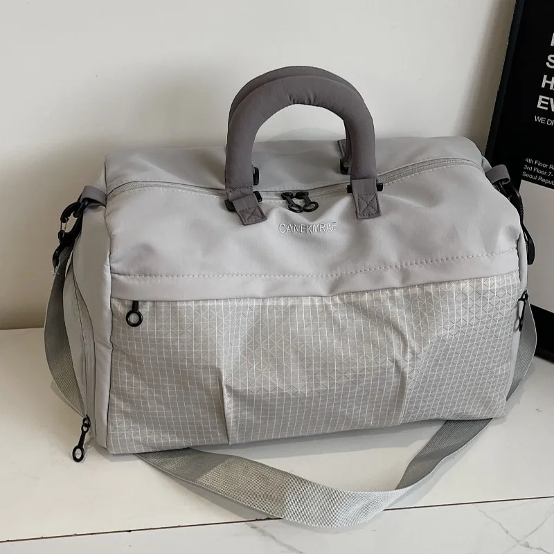 Short-haul Travel Bag for Women's Lightweight Messenger Fitness Sports Bag Portable Business Trip Carry-on Luggage