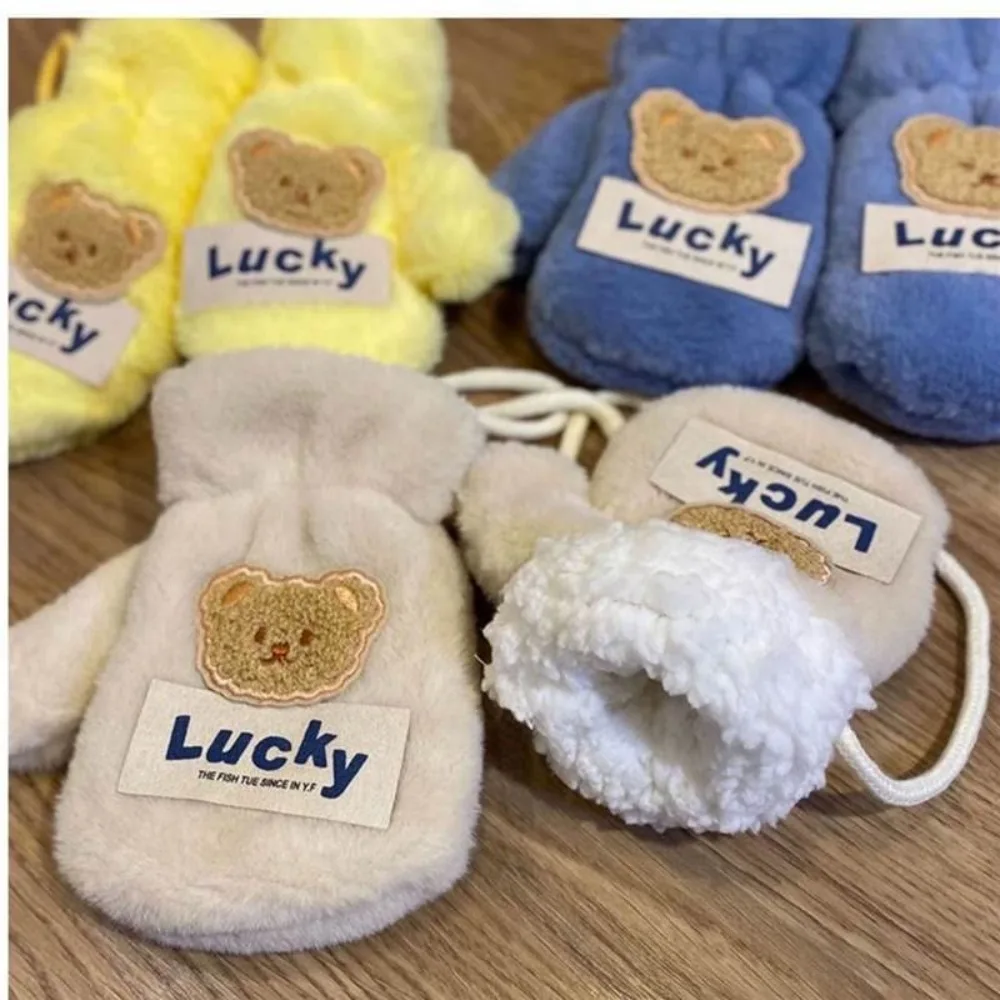 Nieuwe aanraakbare scherm winter warme handschoenen volledige vinger warme touchscreen handschoenen schattige beer winddicht koudebestendige handschoenen jongens meisjes