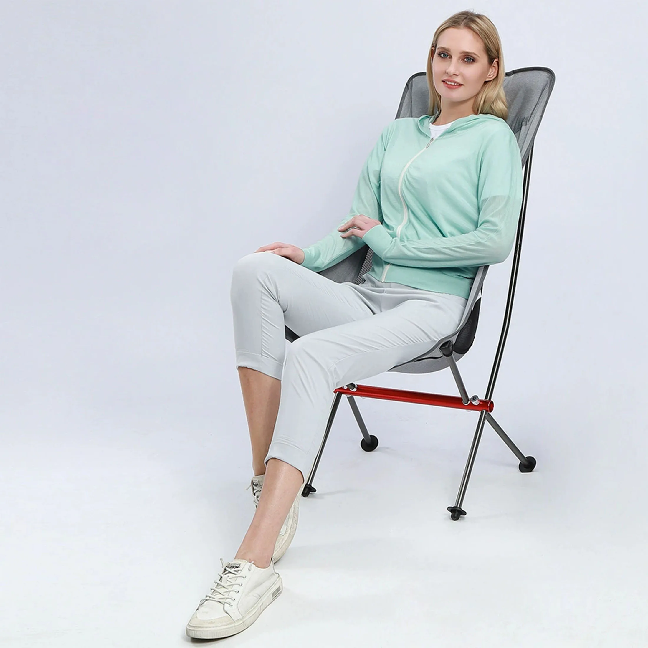 Портативный складной стул с дизайном