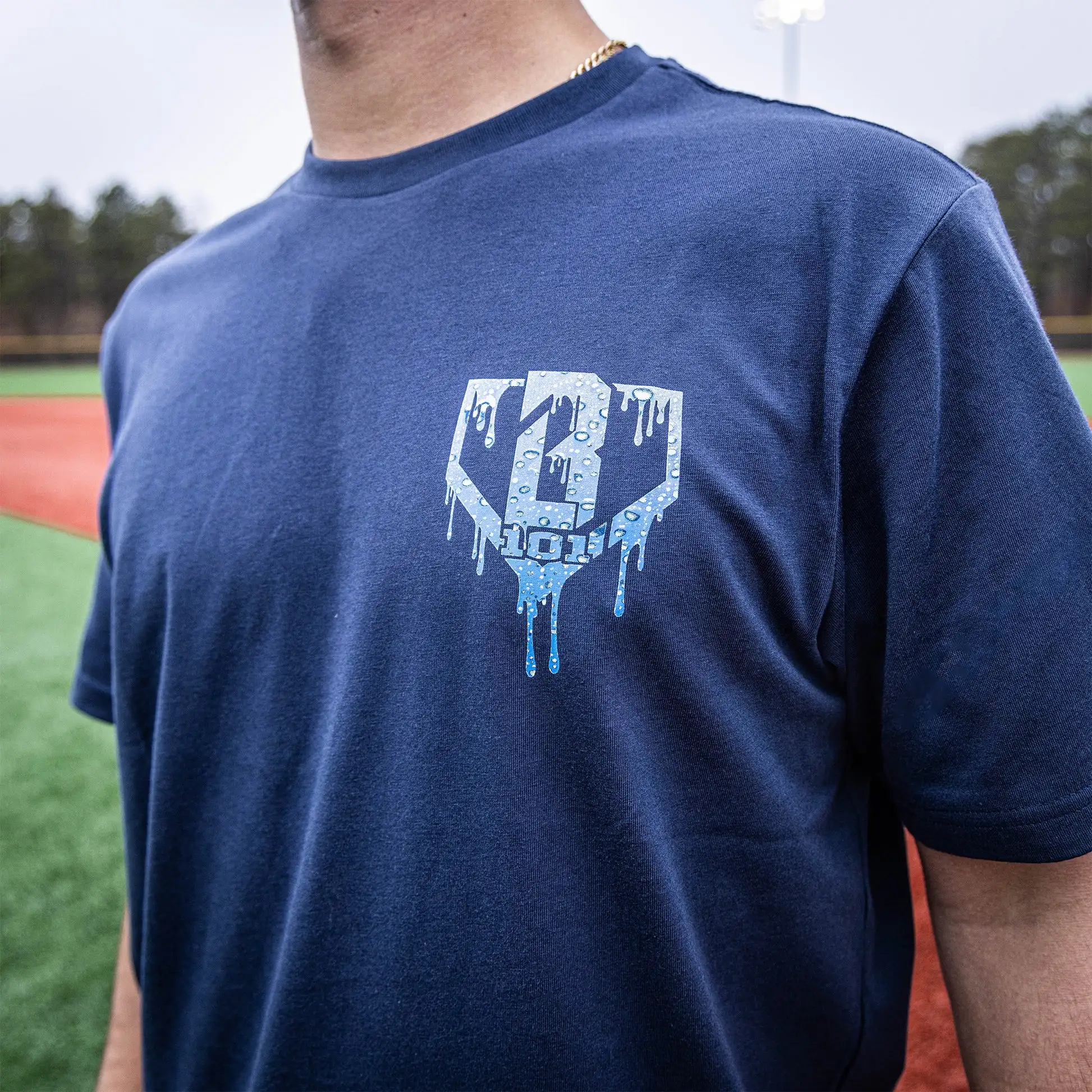 تي شيرت شبابي لتأخير المطر - أزرق تبتي - نمط حياة البيسبول 101 تي شيرت صيفي للرجال والنساء من القطن الخالص للوالدين والطفل