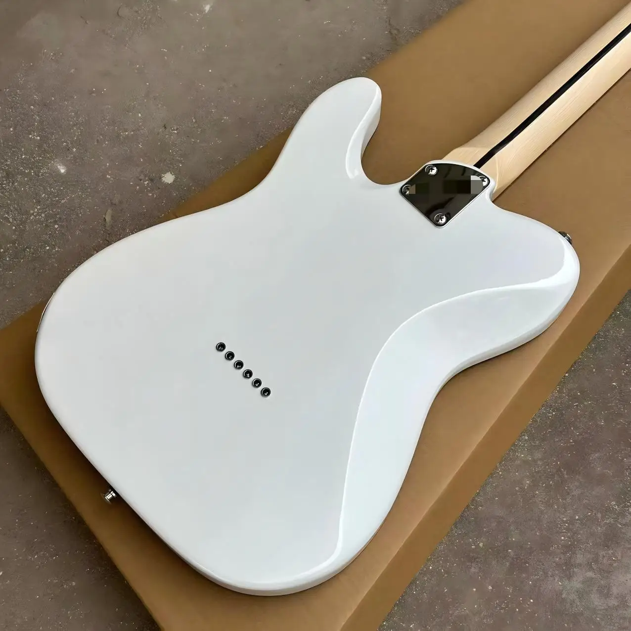 NEW White TL guitar, red pearl guard, maple fingerboard, Black binding view 5