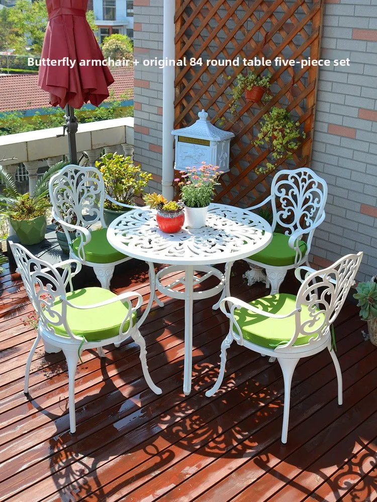 Mesas e cadeiras ao ar livre, mesas e cadeiras de varanda europeias ao ar livre para lazer no pátio, mesas e cadeiras brancas de alumínio fundido