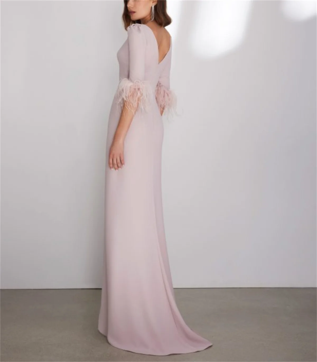 A-Line Elegant Mother Dress Flared Bride Sexy Round Neck Floor-Length Lace Stretch Chiffon Half Sleeves with Feather Appliqués