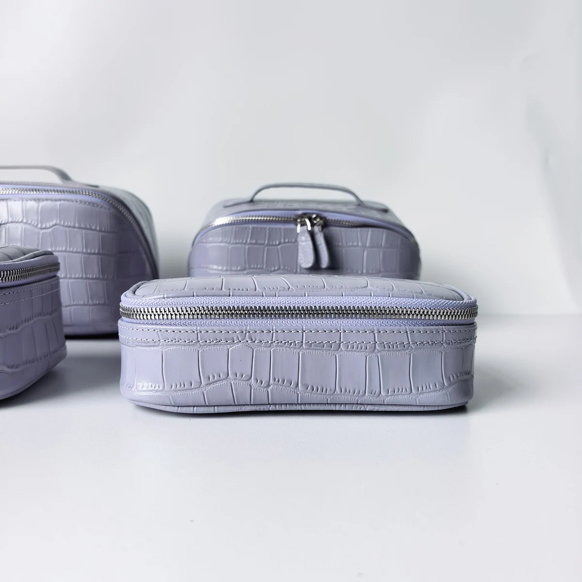 Kosmetiktaschen-Set aus echtem Leder mit lila Krokodilmuster, große Kapazität, Reise-Toilettentasche für Damen, Kosmetiktasche, Beutel – Detail 13