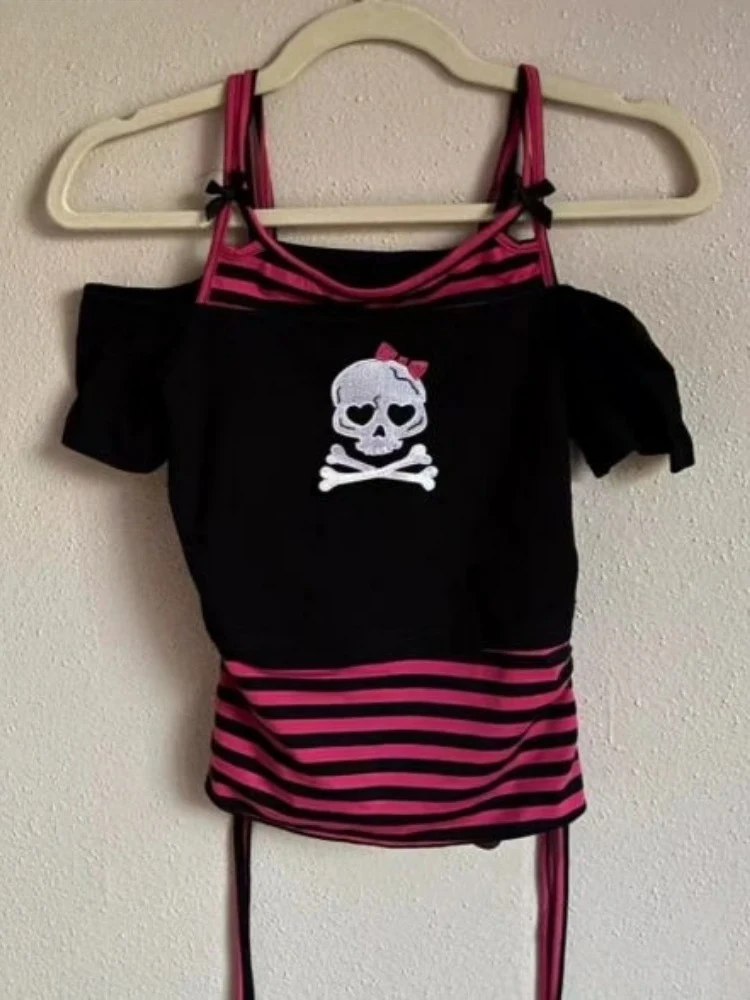 

Y2k Aesthetic Fake Two Pieces Vintage Skull ​Print T-shirt Women's Stripe Patchwork Slim Tops Summer Gothic Fairy Bandage Tees