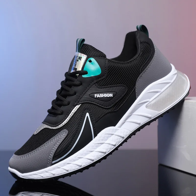 

2025New Large Size Mesh Shoes Breathable Casual Sports Shoes Fashionable Lightweight Running Shoes