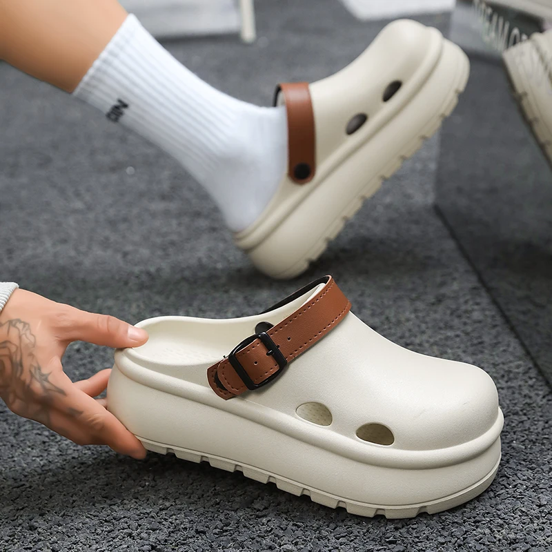 

2026 Summer Unisex Couple EVA Perforated Clogs Non-slip Outdoor Casual Slippers