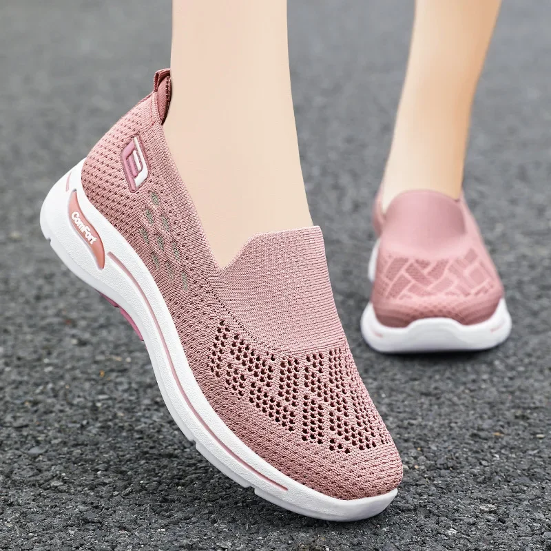 Women Sneakers Mesh Breathable Outdoor Soft Sole Flats Ladies 2024 New Slip on Loafers Comfort Mother Shoes Zapatos De Mujer