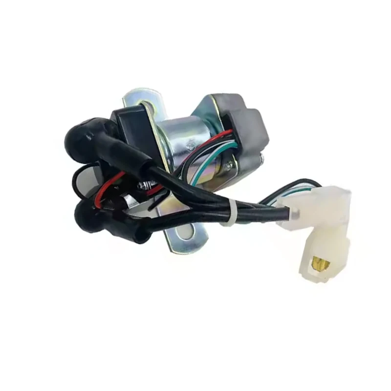 

The starter relay 1-82553-039-1 and the regulator relay excavator parts are suitable for Komatsu PC200 excavators