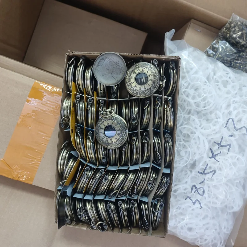 رومانسية البريطانية الرجعية الكلاسيكية نمط ساعة الجيب الأرقام الرومانية العتيقة ساعة الجيب توربيون الجدول جودة عالية بالجملة