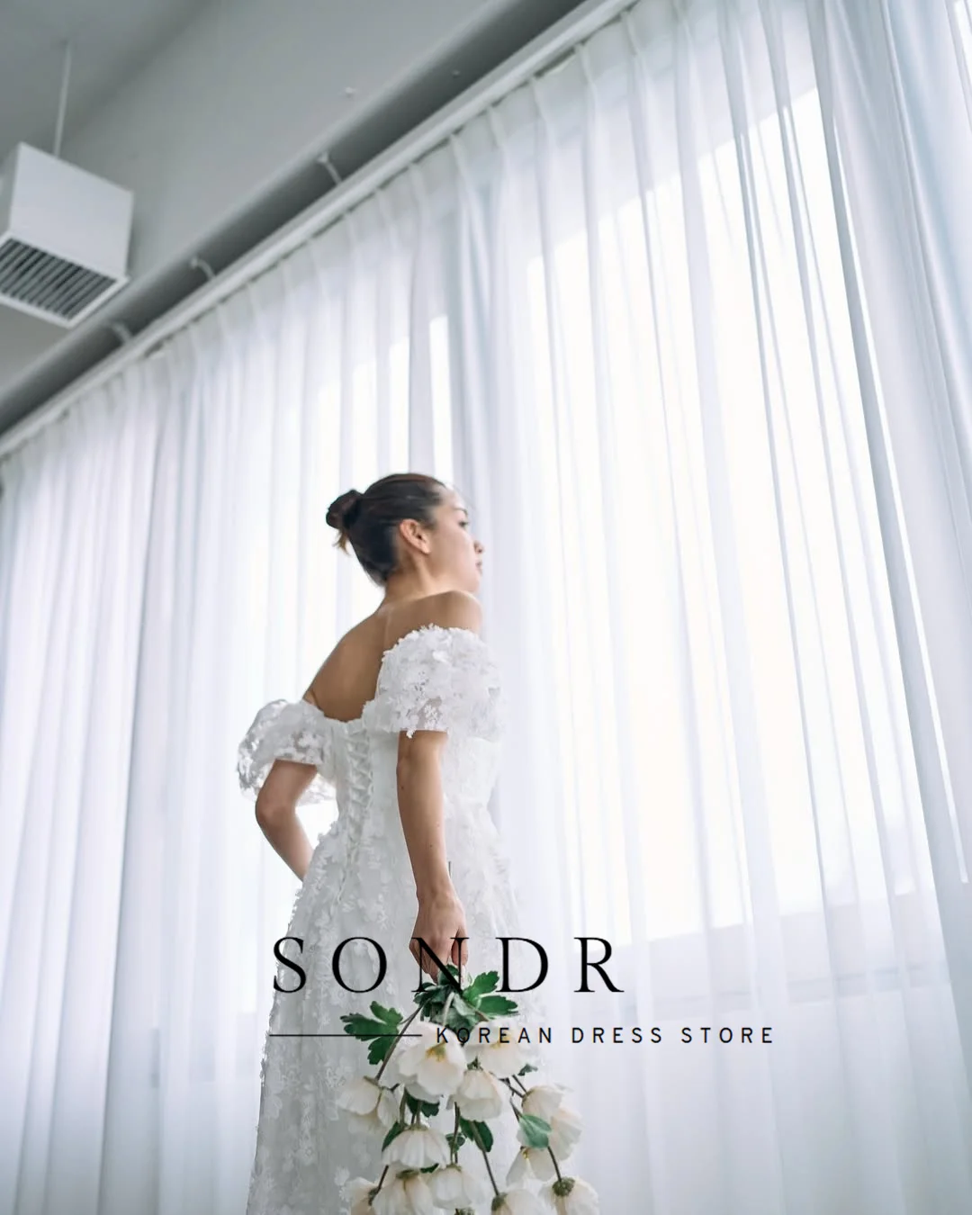 Sondr Luxury Lace Japanese Wedding Dresses Boat Neck Short Sleeves Bridal Gown Customized Princess A Line Wedding Party Dresses