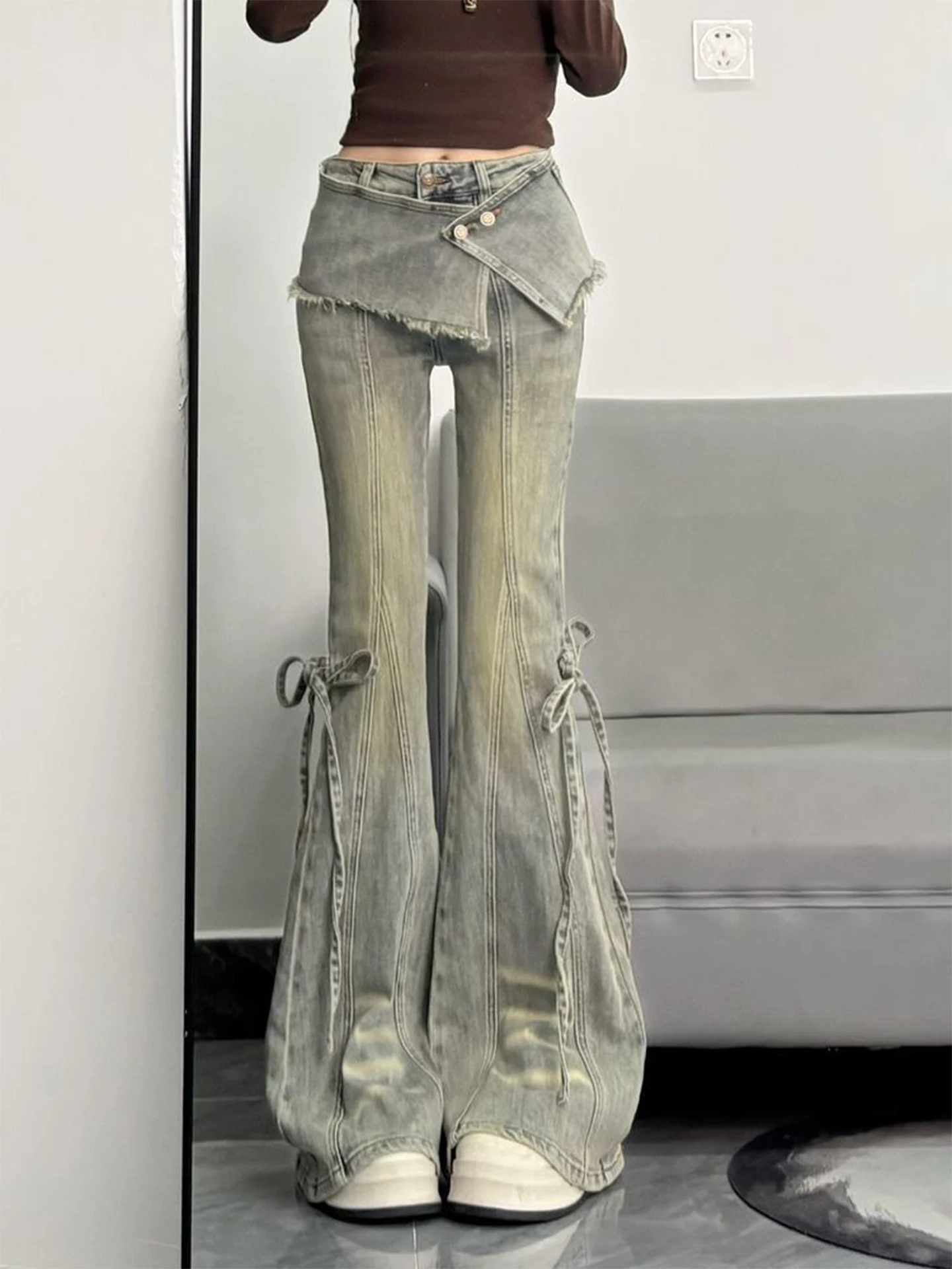 Retro Washed High Waist Slimming Micro Flared Jeans Women's Spring Summer New Style Distressed Denim Capri Pants Ladylike