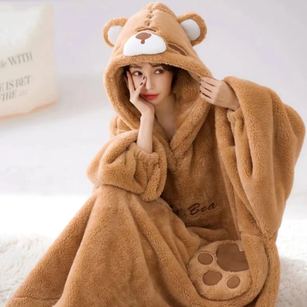 ชุดนอนคู่รักผ้าฟลีซสำหรับฤดูใบไม้ร่วงและฤดูหนาว เสื้อคลุมมีฮู้ด ชุดนอนยาวหนา อุ่นสบาย ไซส์ใหญ่ ชุดลำลองหลวมๆ