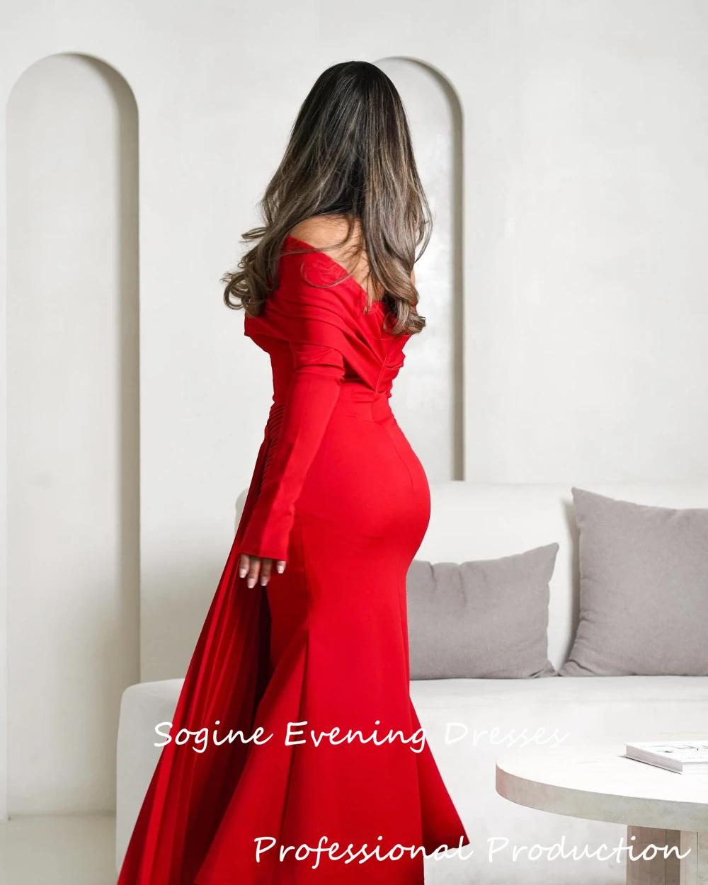 Crepe personalizado vermelho fora do ombro plissado vestidos de noite 3/4 manga فسات intelliات para mulheres sexy vestido de cocktail