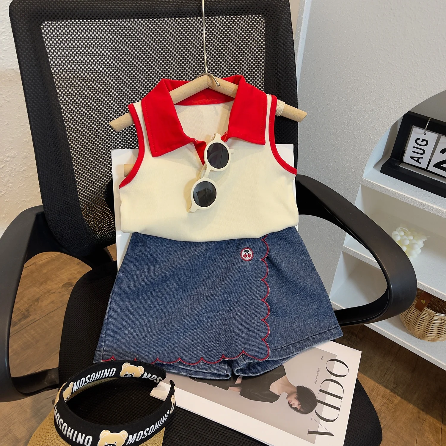 

Summer 2023 New Sle Girls Korean Version Denim ort orts Svel Collared Top Set Baby Girl Summer Outfit Two Piece Set