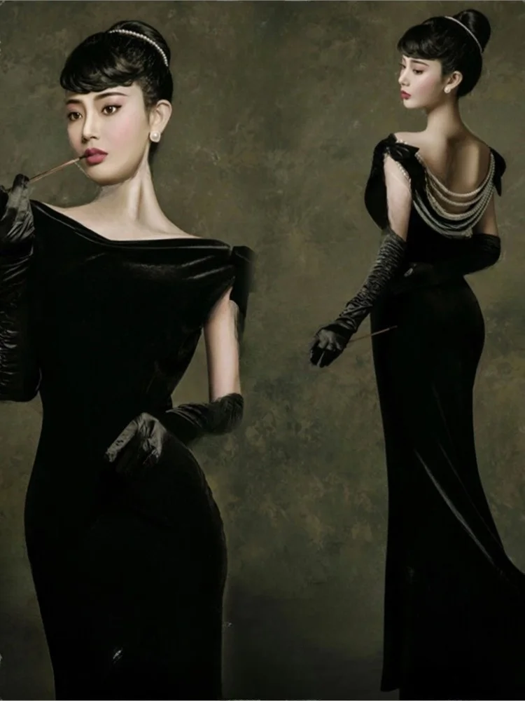 

A new elegant black velvet Hepburn style chiffon photo dress