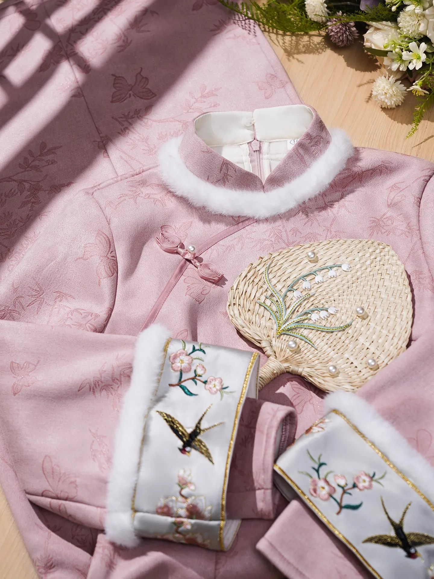 

Jiangnan Floing | 2025 Winter New Sle Reformed Large Sve Young Elegance High-End Pink New Chinese Sle