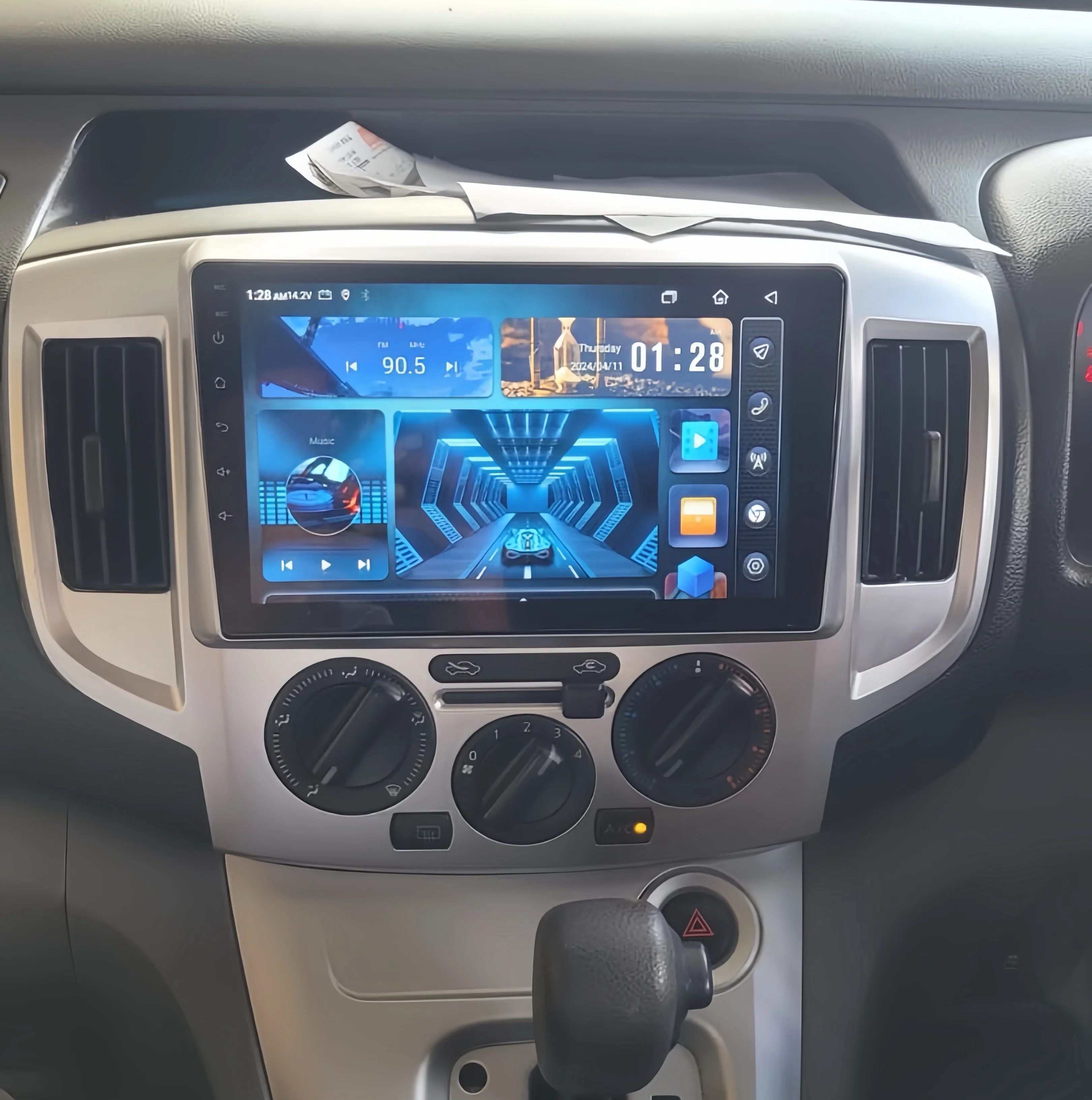 9'' QLED Android 14.0 8G+128G Car Radio Stereo Multimedia DVD Player For Nissan NV200 2009 - 2023 GPS Navigation Auto Head Unit