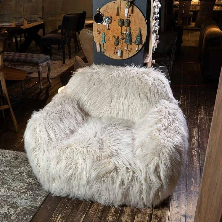 

Monster White Clothing Store Long Hair Lazy Tatami Minimalist Caterpillar Small Apartment Fabric