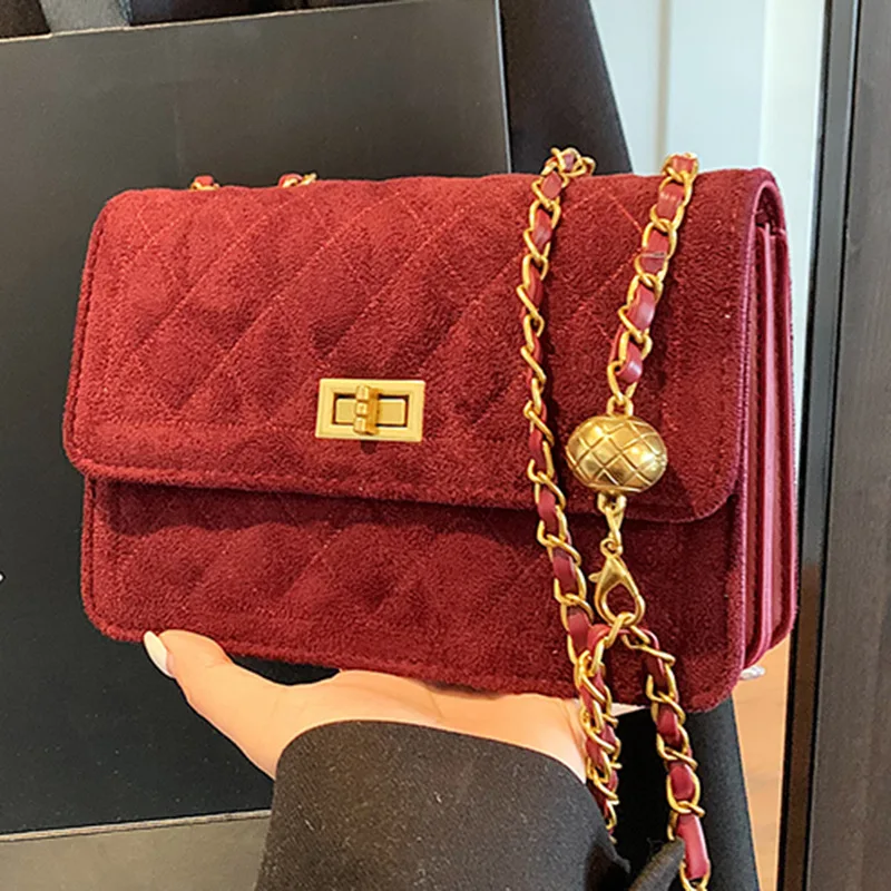 

2025 модная женская сумка через плечо с вращающимся замком, квадратный кошелек, золотая цепочка с шариком, сумка через плечо с вышивкой, модная повседневная одежда ​