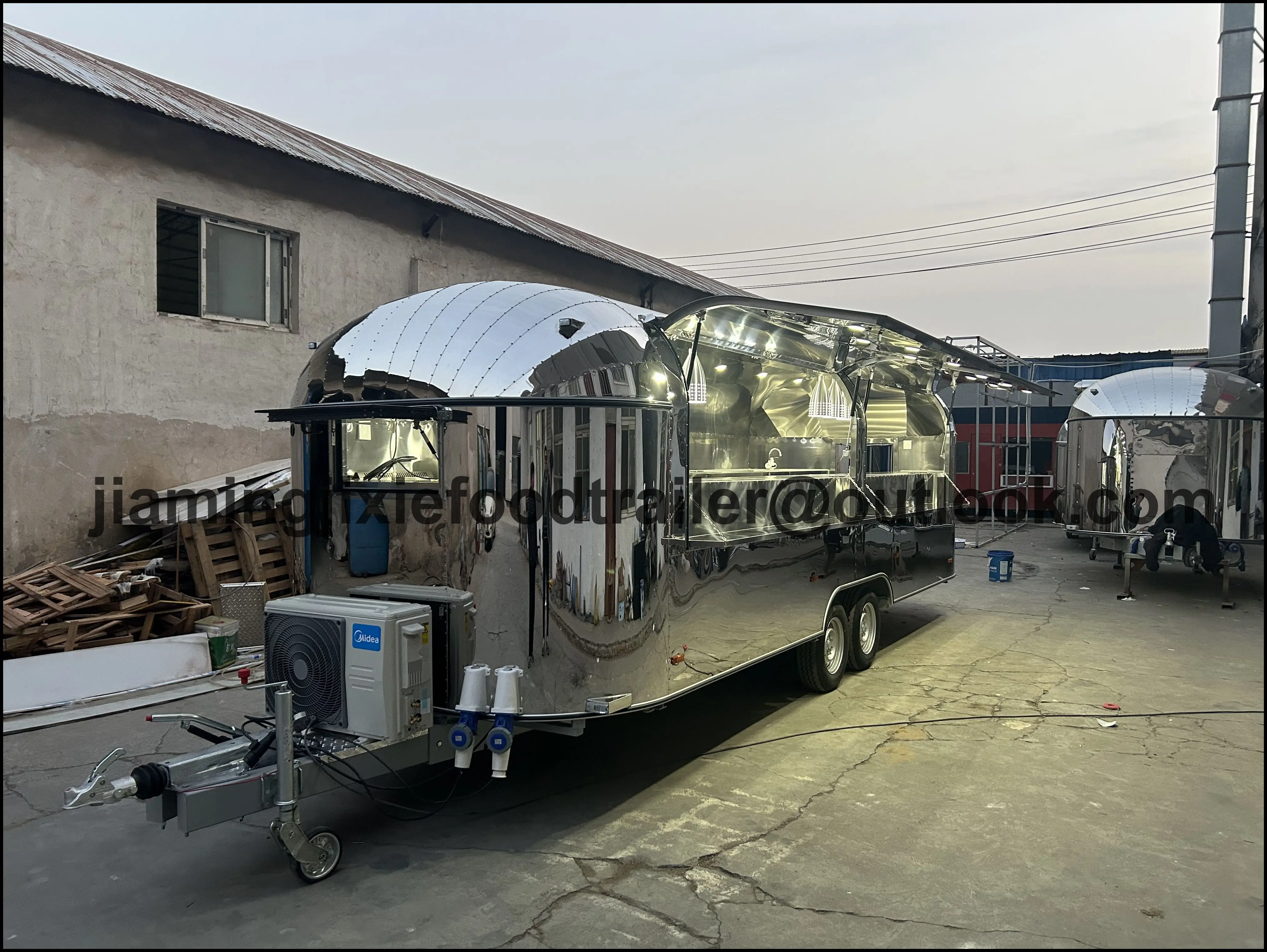 

CE Shining Mobile Bar Ice Cream Coffee Truck Fully Equipped Mobile Kebab Crepes Pizza Fast Food Van Trailer for Sale