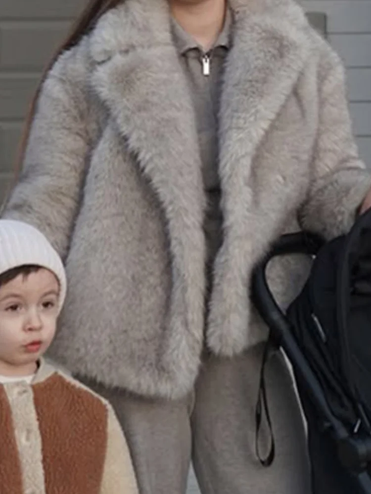 

Lady Chic Long Sleeve Faux Fur Plush Fluffy Jacket Elegant Solid Color Lapel Coat 2025 Winter Fashion Warm Streetwear New